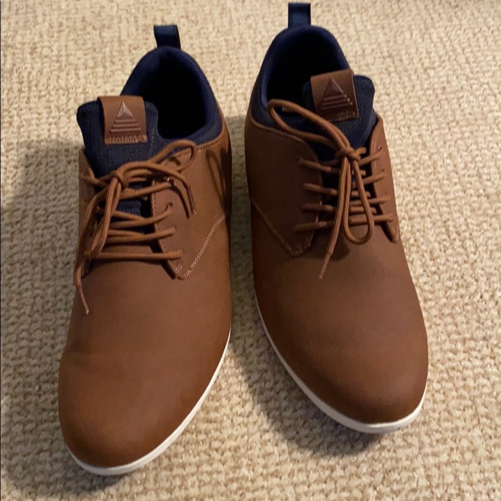 Aldo Men’s Shoes Size 8